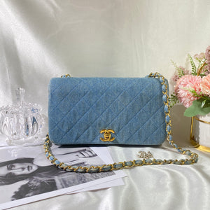 No.2031-Chanel Vintage Denim Chain Bag