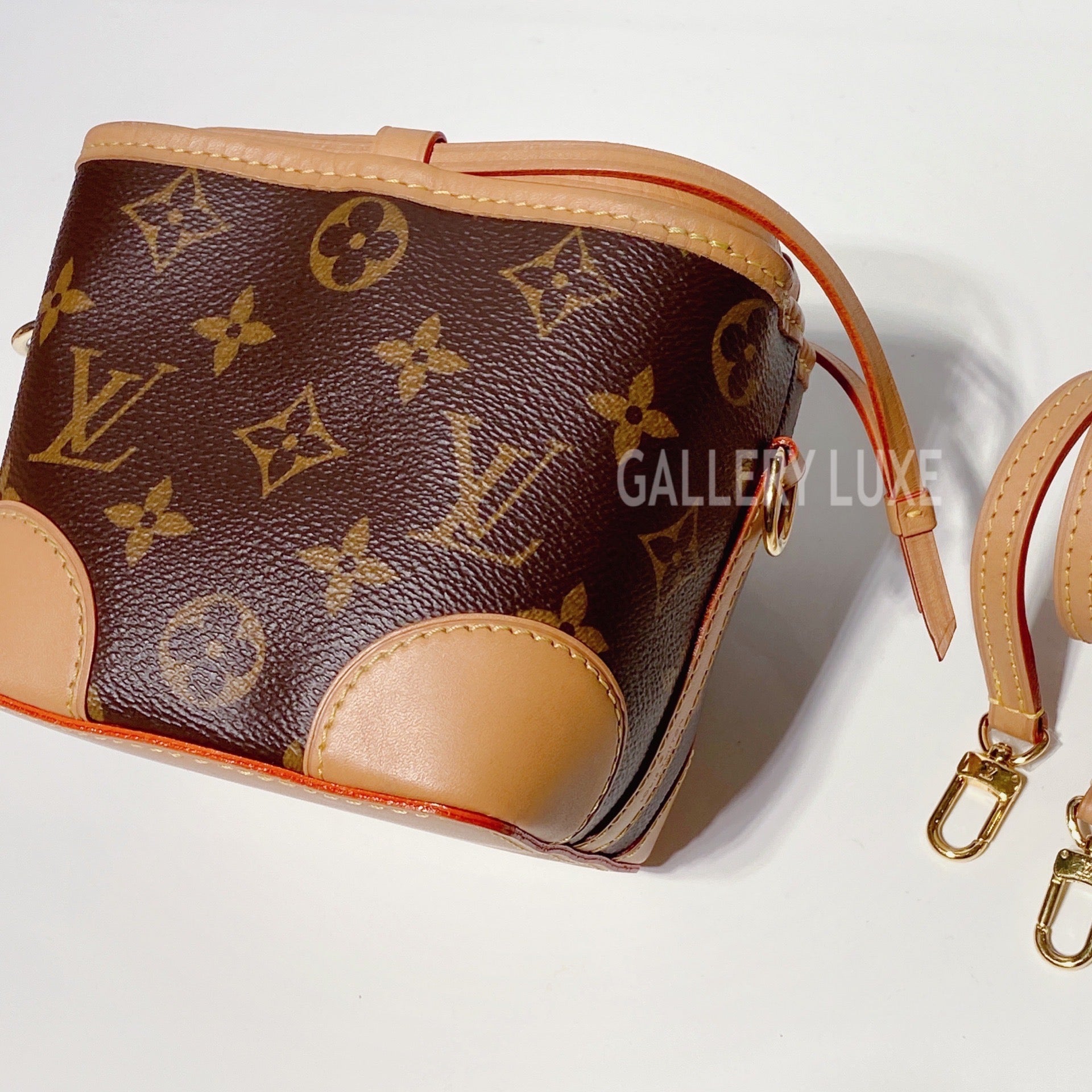 Louis Vuitton North South Handbag 332882