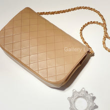 Load image into Gallery viewer, No.2323-Chanel Vintage Lambskin Flap Bag
