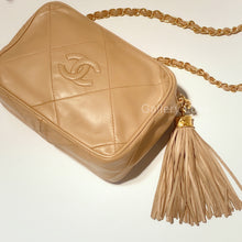 将图片加载到图库查看器，No.2008-Chanel Vintage Lambskin Camera Bag
