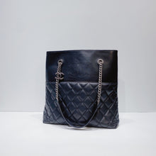 Load image into Gallery viewer, No.3612-Chanel Lambskin Urban Delight Tote Bag
