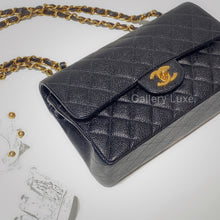 Load image into Gallery viewer, No.2490-Chanel Vintage Caviar Classic Flap 23cm
