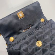 이미지를 갤러리 뷰어에 로드 , No.3824-Chanel Vintage Satin Mini Flap
