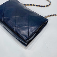 Load image into Gallery viewer, No.3538-Chanel Vintage Lambskin Flap Bag
