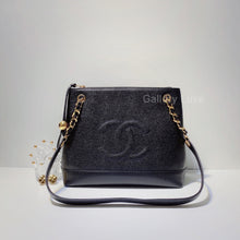 Load image into Gallery viewer, No.2645-Chanel Vintage Caviar Tote Bag
